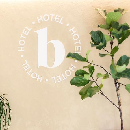 Hotel Burlada Exterior foto
